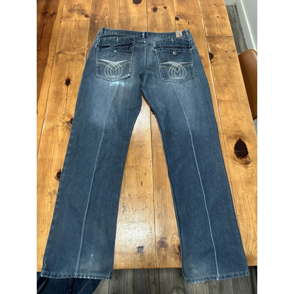 EMCEE Premium Denim step out